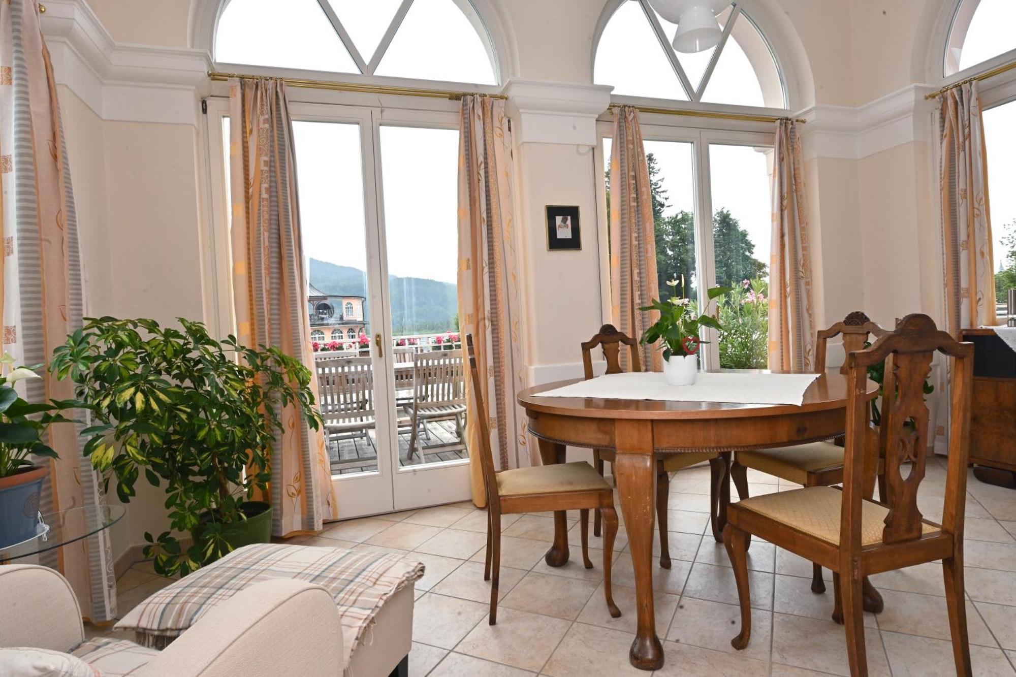 Seehotel Astoria Portschach am Woerthersee Exterior foto